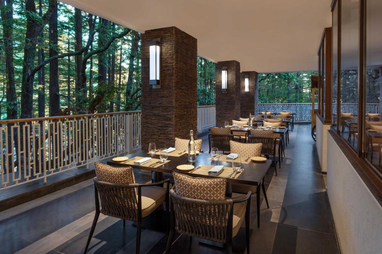 Hyatt Regency Dharamshala Resort Buitenkant foto