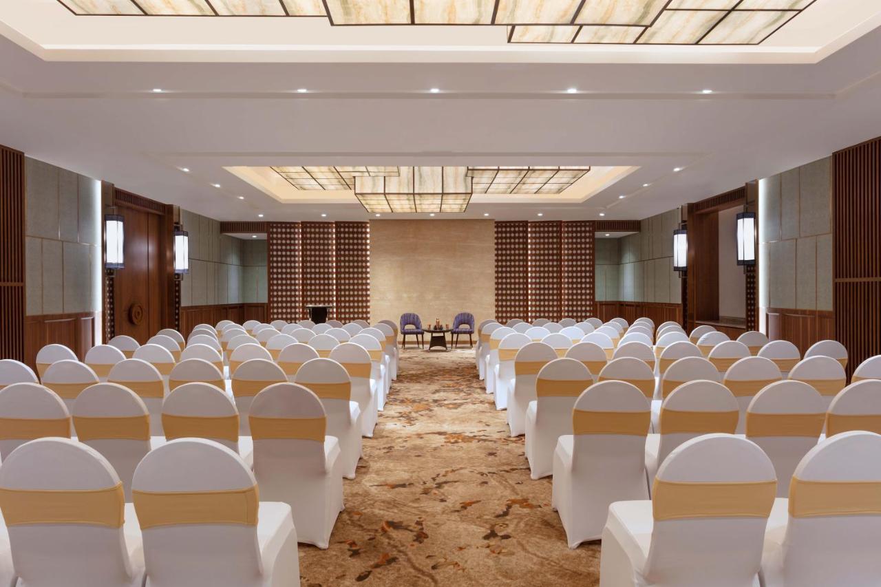 Hyatt Regency Dharamshala Resort Buitenkant foto